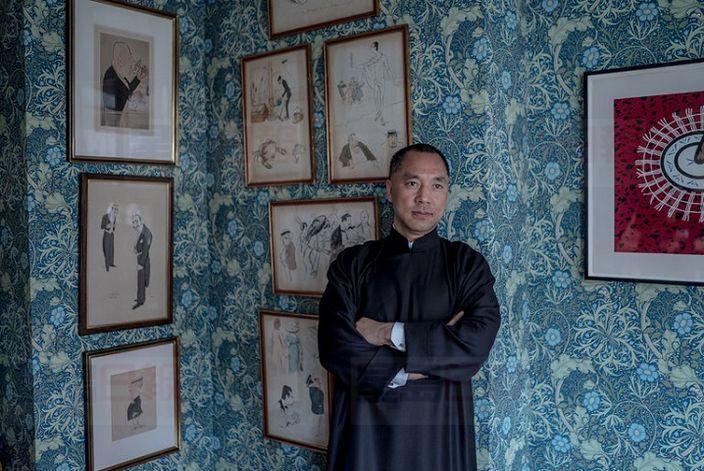 劉曉波遺體在瀋陽火化 遺孀劉霞參加告別式