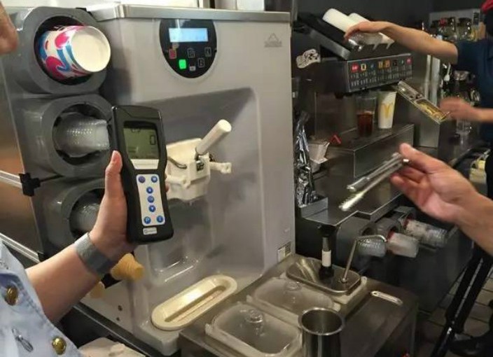 美麥當勞雪糕機發霉 滬查4分店未覺衛生問題