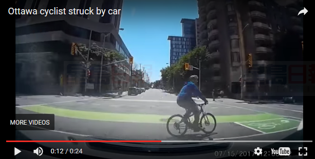 自行車者闖紅燈被車撞竟未受傷 視頻網上瘋傳