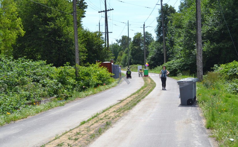 溫市阿布特斯綠色通道臨時小徑開通  全長9公里耗資300萬元