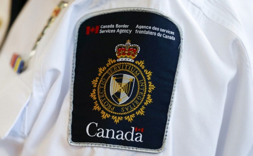 加邊境提醒美國遊客：不要攜帶槍支