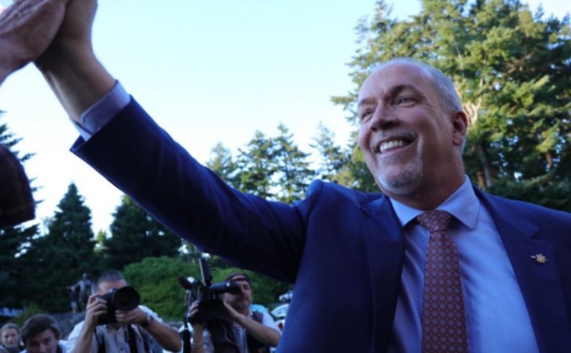 卑詩省新民主黨黨領賀謹宣誓就任省長