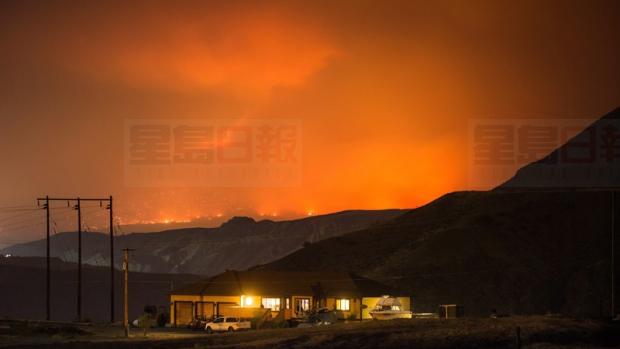 卑詩省內陸山火持續威脅 當局發出新疏散令