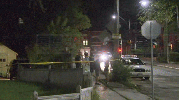 多倫多男子走在路上什麼都沒做 突然被捅了一刀