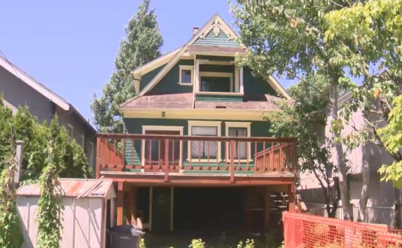 市府購入擴展公園 溫市再有特色屋遭拆卸