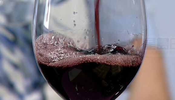 美國想在加拿大賣紅酒 欲迫加拿大開放市場