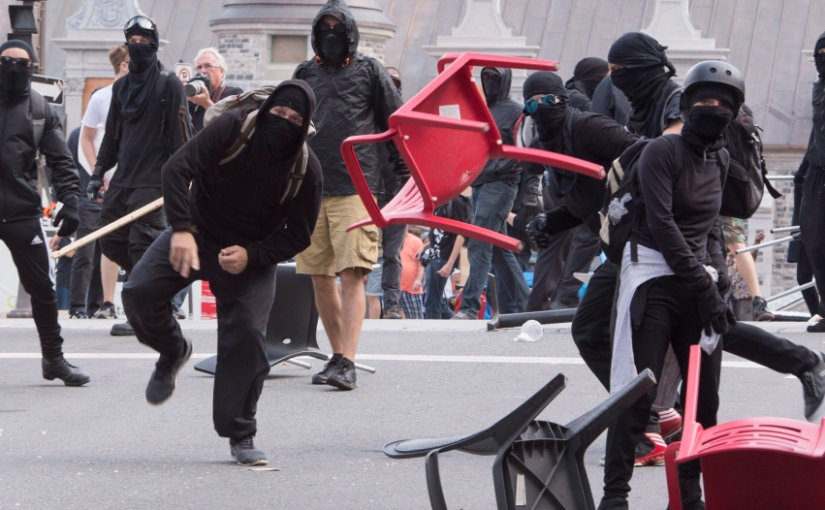 魁市極右翼團體被“暴力”阻止后得以繼續遊行