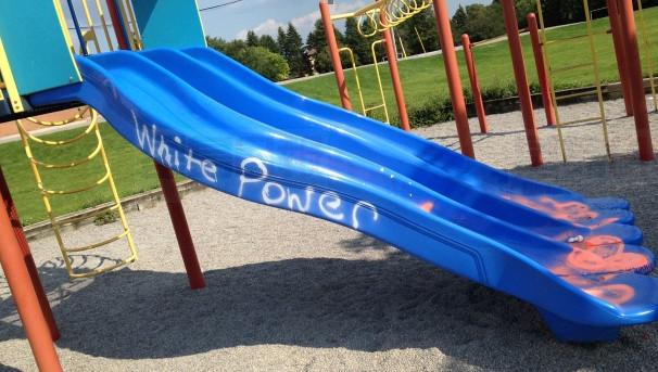 約克區警方調查萬錦仇恨塗鴉 尋求公眾幫助