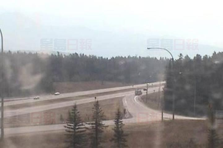 卑詩與亞省接壤的93號公路 受到煙霧影響 駕駛人士留意