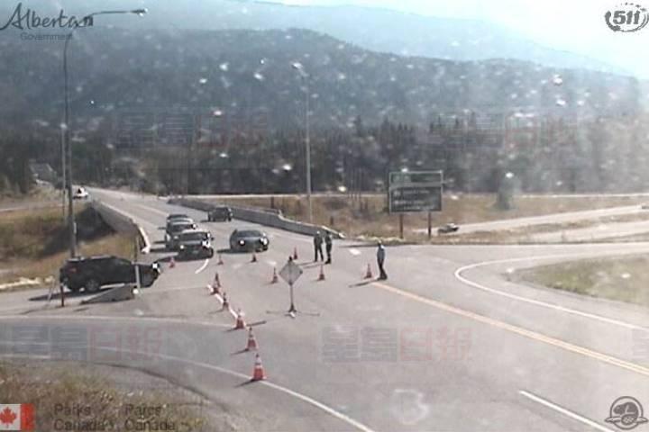 因山火關係 卑詩省與亞省之間的93號公路要關閉