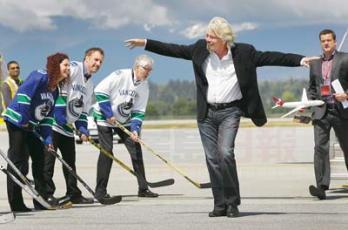 維珍銀河公司CEO：明年初將游客送上太空