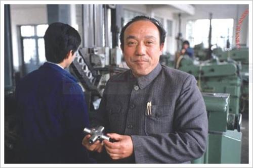 傳奇浙商魯冠球逝世  未竟萬向造車夢