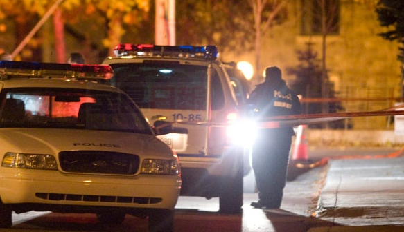 逆行闖禍致車禍 多倫多男子棄車潛逃