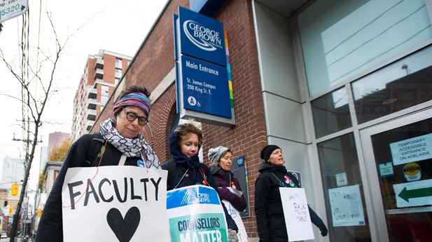 安省大專院校退學生可獲全額學費退款！