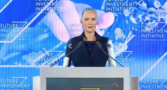 AI女性索菲亞稱想組織家庭 獲得女兒