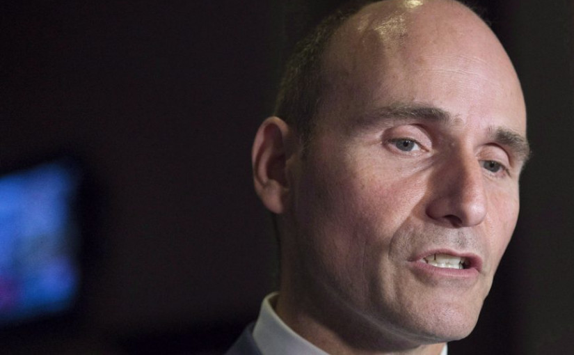 下月起新爸媽的失業保險延長至18個月