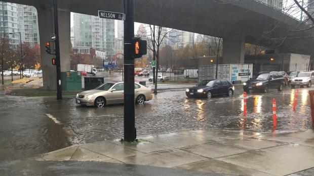 加拿大環境部向卑詩省發出的大雨及落雪警告持續