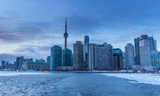 多倫多氣溫驟降最低-24°C 機場已取消400多架次航班