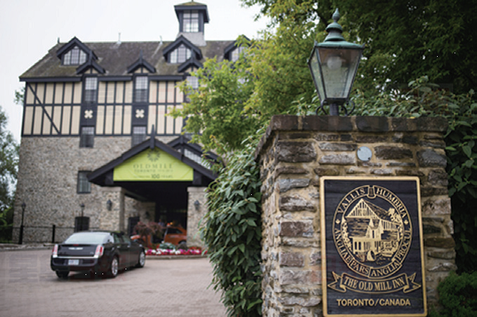 Old Mill Toronto不僅有聖誕元旦大餐 還有舞會和酒會