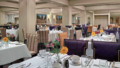 The Omni King Edward Hotel聖誕大餐 提供招牌火雞