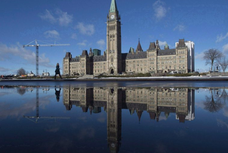 近60萬學生貸款信息遭洩漏 聯邦政府支付逾1750萬加元