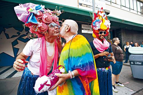 安省立法將11月20日設為跨性別紀念日