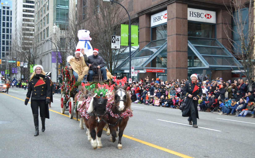 溫哥華聖誕大巡遊 吸引30萬市民觀看
