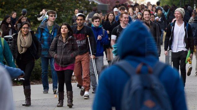 安省校長承認干預標準考試 被降職成副校長