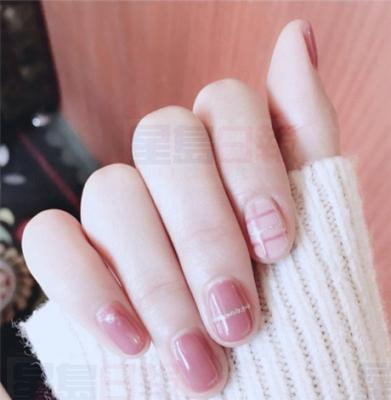 做美甲會感染愛滋病？這家美甲店的顧客要小心！