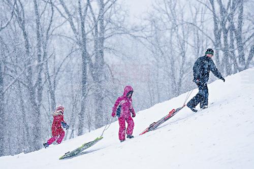 極端嚴寒導致滑雪場關閉遊客減少
