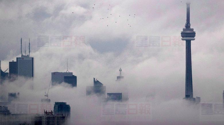 警告！大多區濃霧能見度接近0！還有凍雨！
