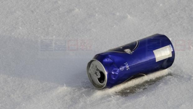 卑詩省有地盤交通指揮員被啤酒罐擲傷