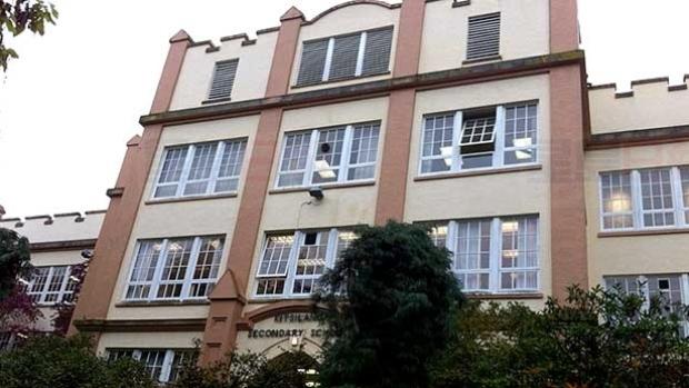 溫西中學 發生不當觸摸事件