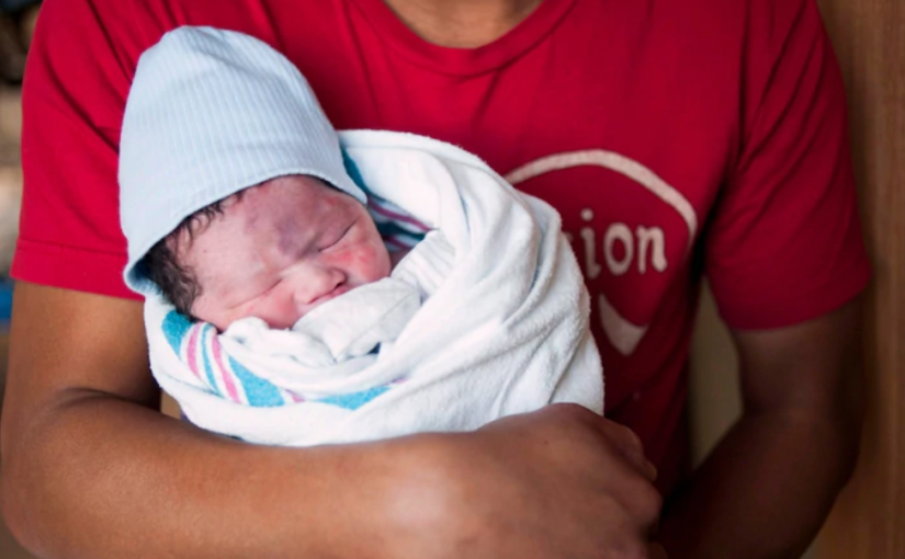 出國旅行時生下寶寶 保險公司會為你買單嗎？！