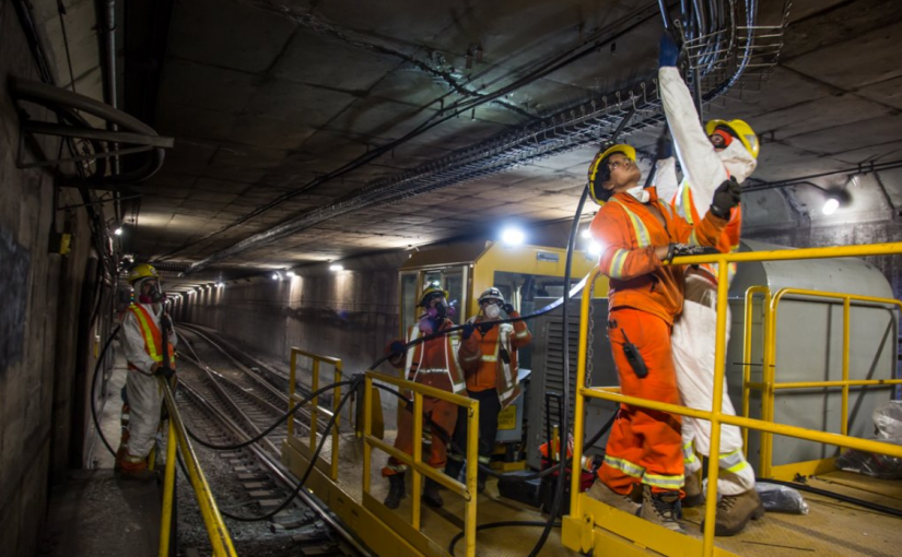 地鐵二號線今晨出故障 預計將再有延誤！