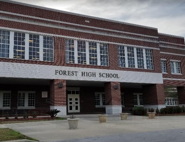 佛羅里達校園槍聲再起 男子琴盒藏槍支 一學生受傷