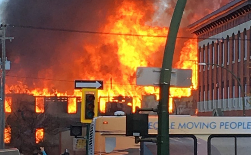 緬省布蘭登大火 三座建築受牽連