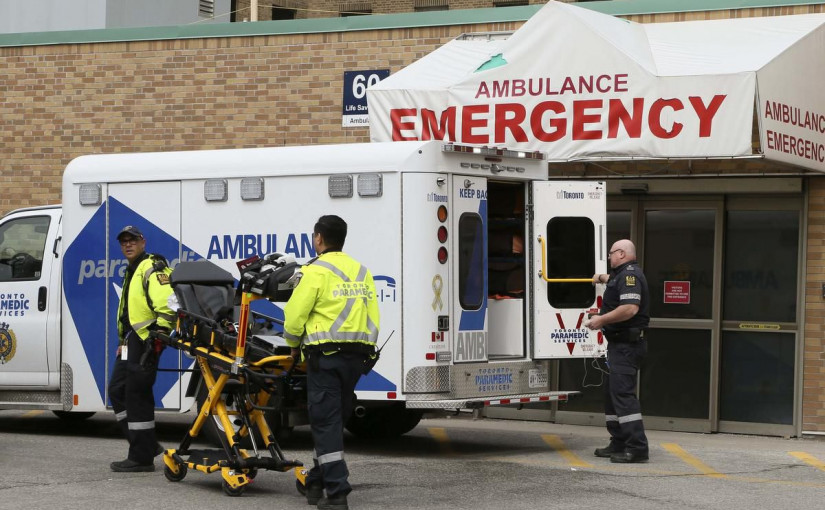 密市男孩騎自行車被撞