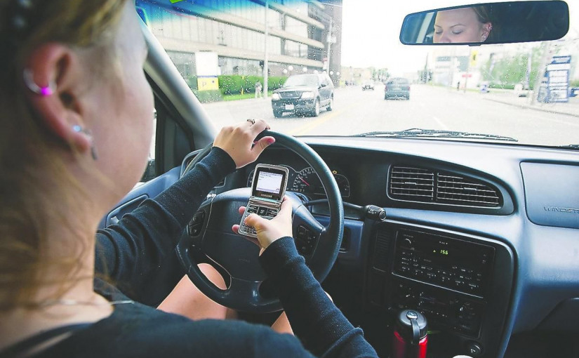 打擊分心駕駛 給司機發短信者難辭其咎
