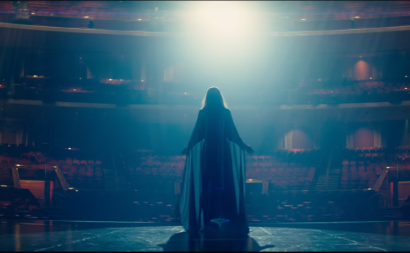 席琳·迪翁最新單曲及MV發佈 為電影《死侍2》配樂