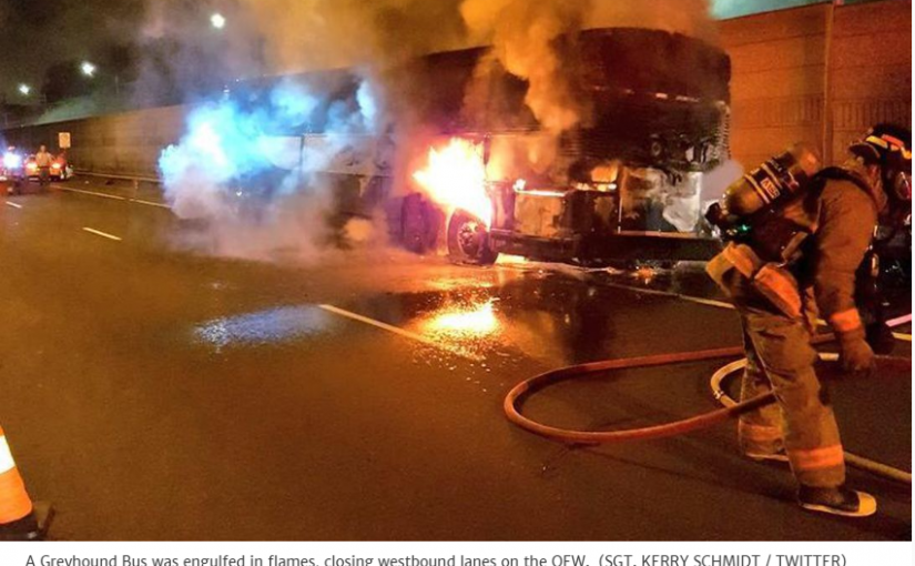灰狗巴士凌晨QEW上起火