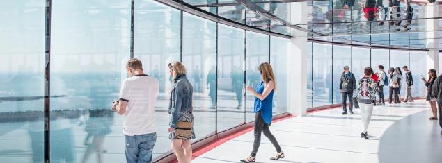 全景落地窗 智能APP遊覽 厲害了我的CN Tower！