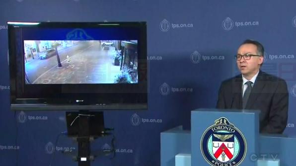 多倫多警方發佈新的監控視頻以確認謀殺Staikos的兇手