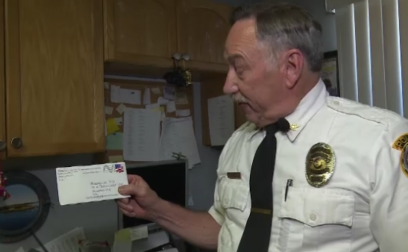 奇葩！男子交了44年前的罰單 還留了張字條