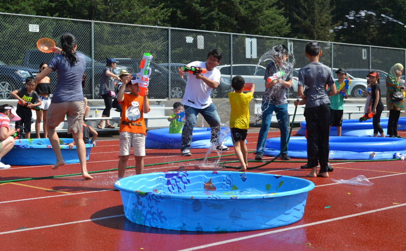 卑詩省本拿比舉行第10屆潑水節