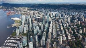 大溫哥華地區超過六成受訪的千禧年代人士最關注生活成本