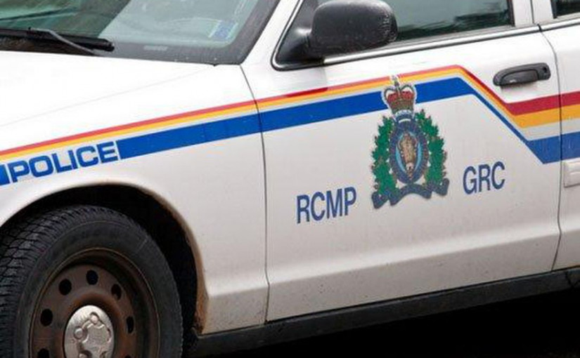 Facebook上支持”射死一個原住民日“ 兩女子被起訴