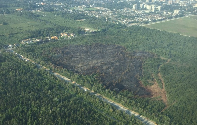 卑詩省列治文市因林火而封閉的道路已重開