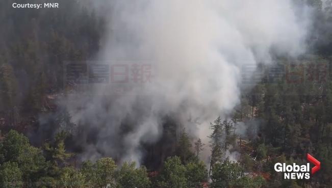安省東北部山火蔓延11000公頃 部分地區居民被迫離開家園