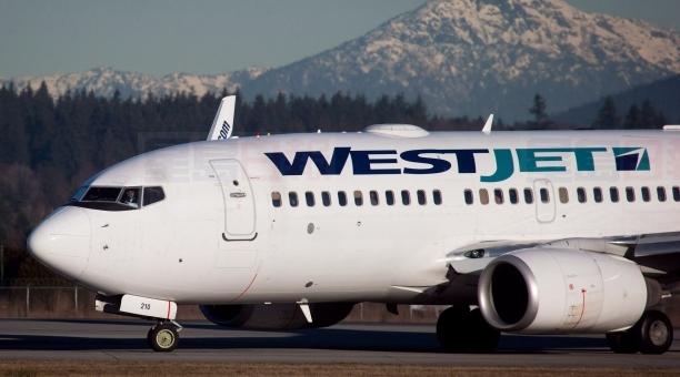 Edmonton機場上空驚現無人機 與客機擦翼而過